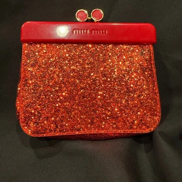 Miu Miu Red Glitter Kiss-lock snap Clutch/Coin Purse - Picture 3 of 16
